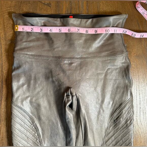 SPANX Faux Leather Moto Leggings, Size Medium - Picture 3 of 8